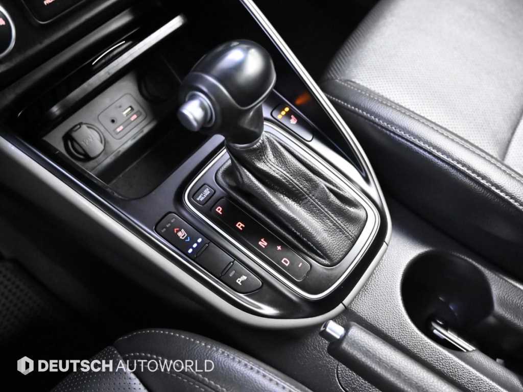 KIA Carens - Vista 9