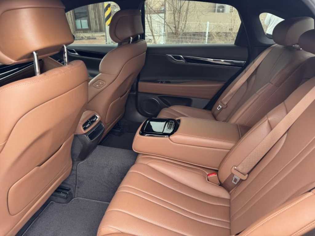 Genesis G80 - Vista 6