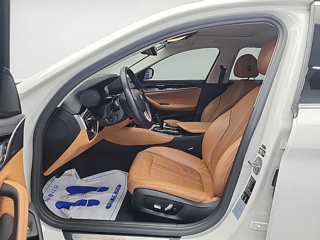 BMW 5 Series - Vista 11