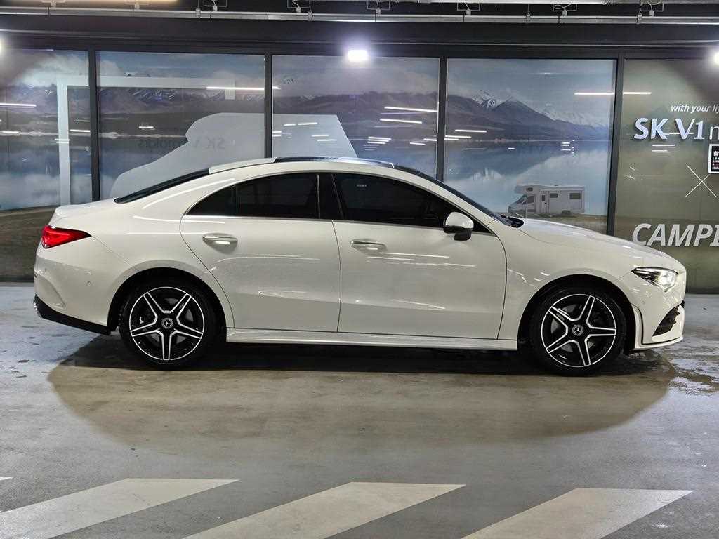 Mercedes Benz CLA Class - Vista 3