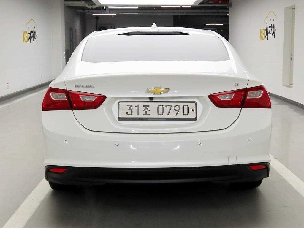 Chevrolet Malibu - Vista 3