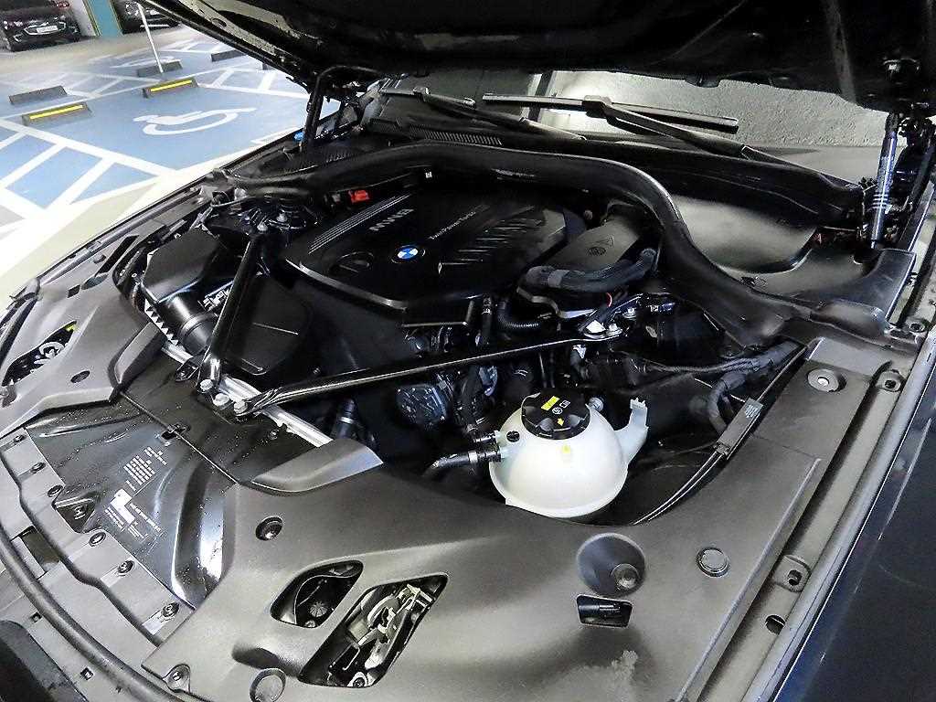 BMW 5 Series 2018 - Importación desde Corea - HF Imports Iquique - Foto 19