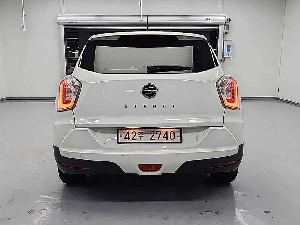 Ssangyong Tivoli - Vista 3