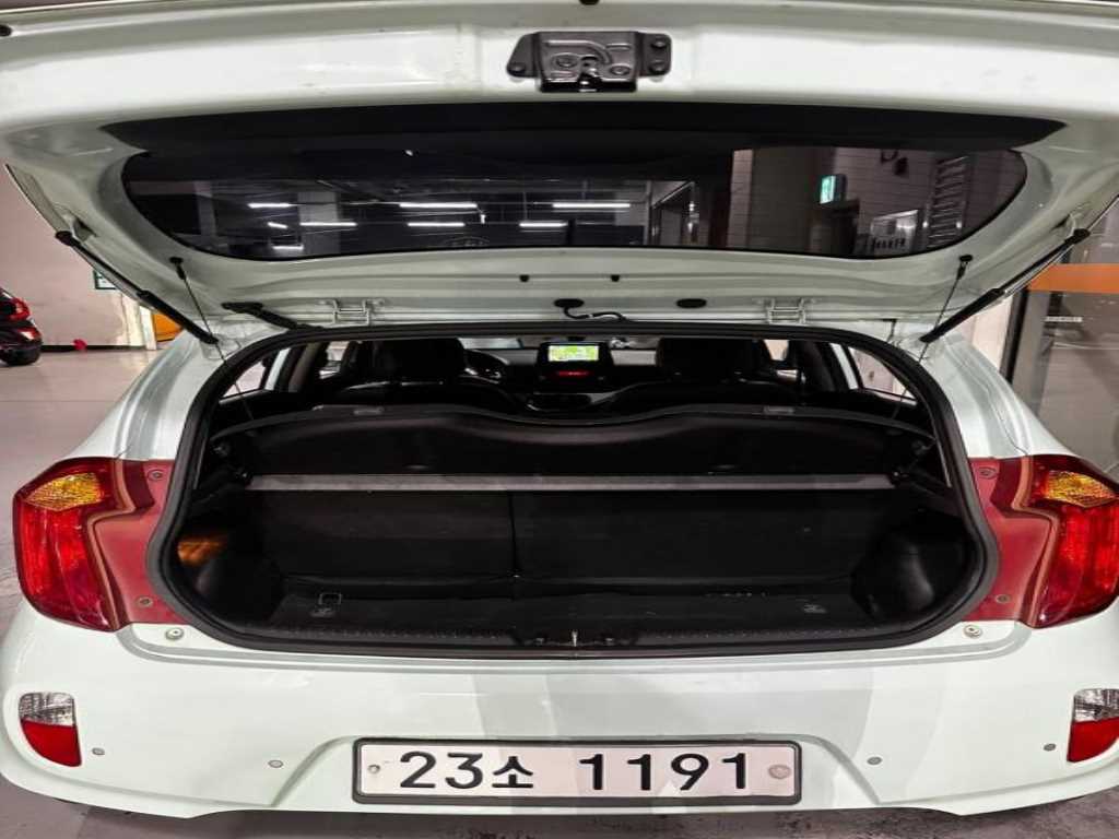 KIA Morning - Vista 5