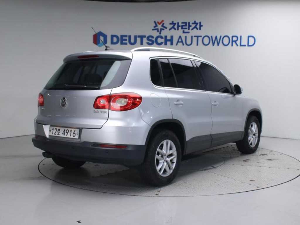 Volkswagen Tiguan - Vista 2