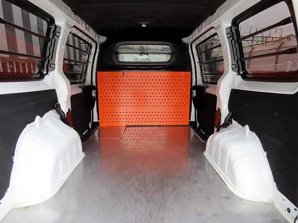 HYUNDAI Staria 2024 Blanco - Importación desde Corea - HF Imports Iquique - Foto 17