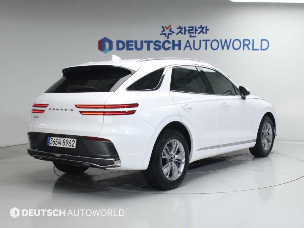 Genesis GV70 - Vista 2