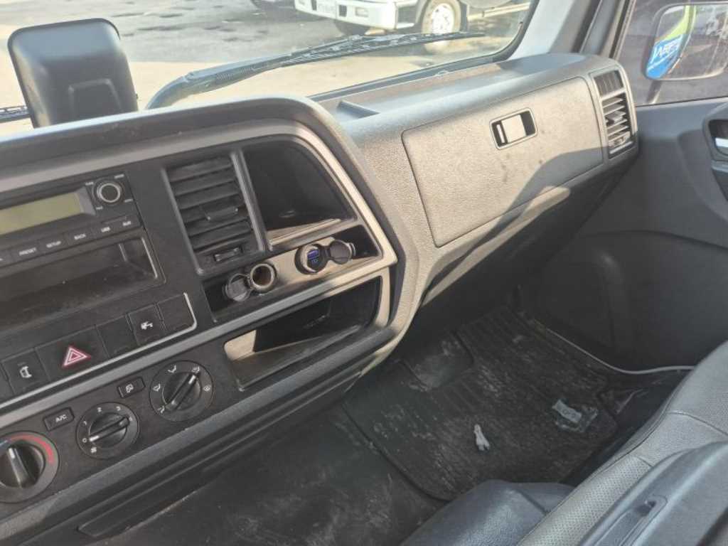 medium and large cargo apChoukJingae - Vista 12