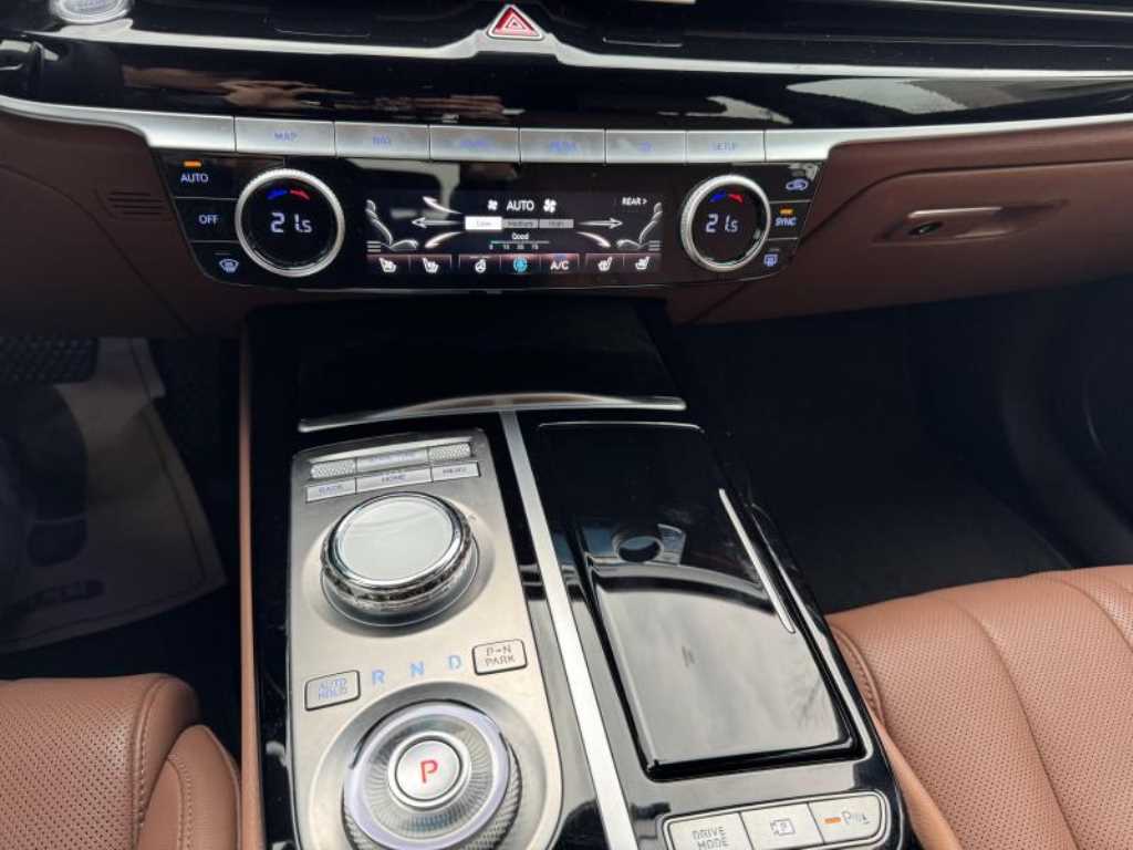 Genesis G80 - Vista 11