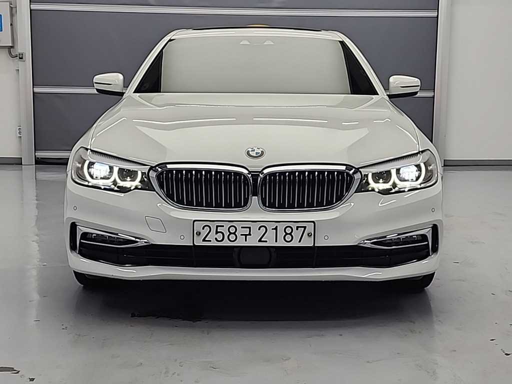 BMW 5 Series - Vista 2