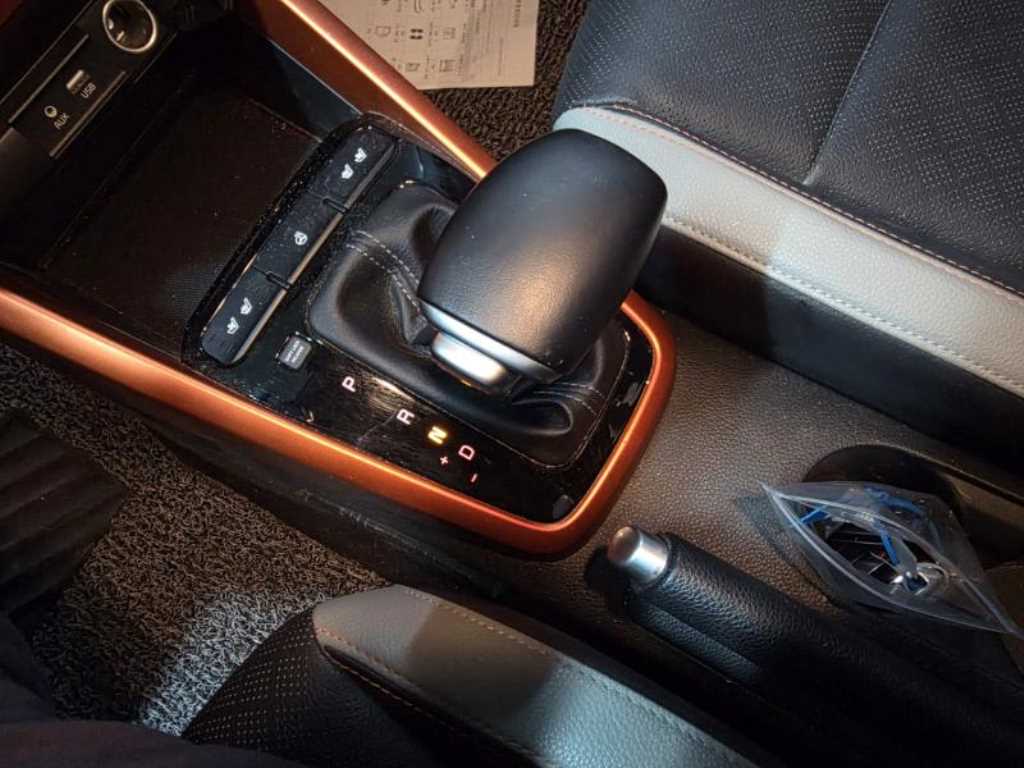 KIA Stonic - Vista 11