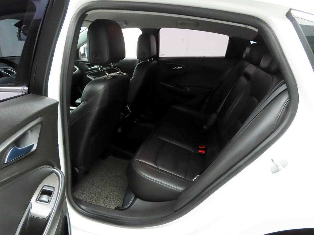 Chevrolet Malibu 2017 Blanco - Importación desde Corea - HF Imports Iquique - Foto 13