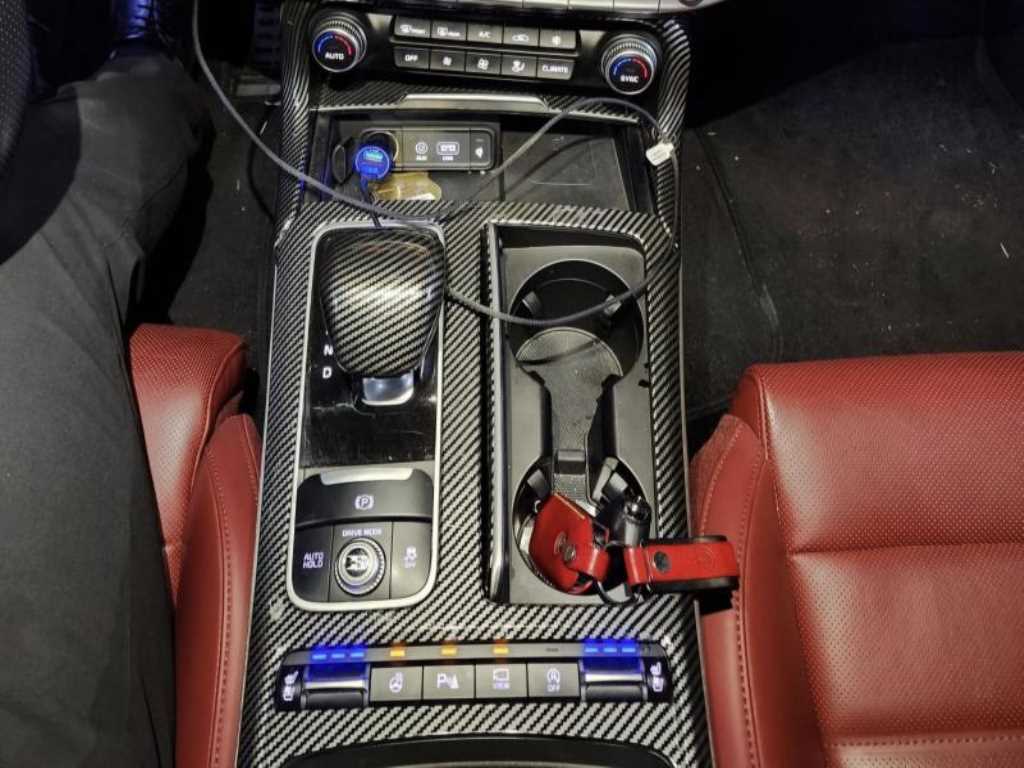 KIA Stinger - Vista 4