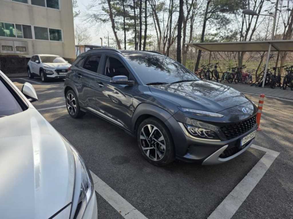 HYUNDAI Kona - Vista 6