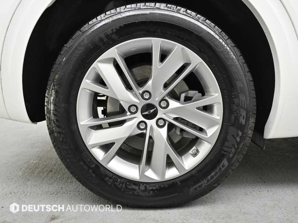 Genesis GV70 - Vista 5