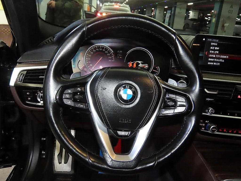 BMW 5 Series - Vista 8