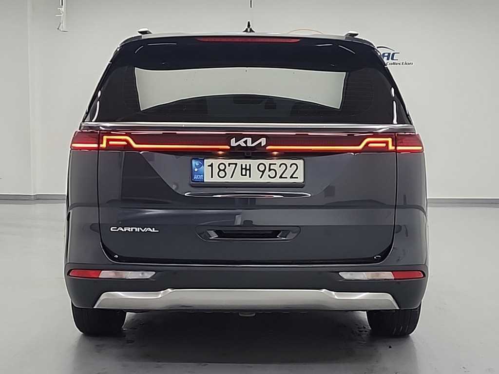 KIA Carnival - Vista 3