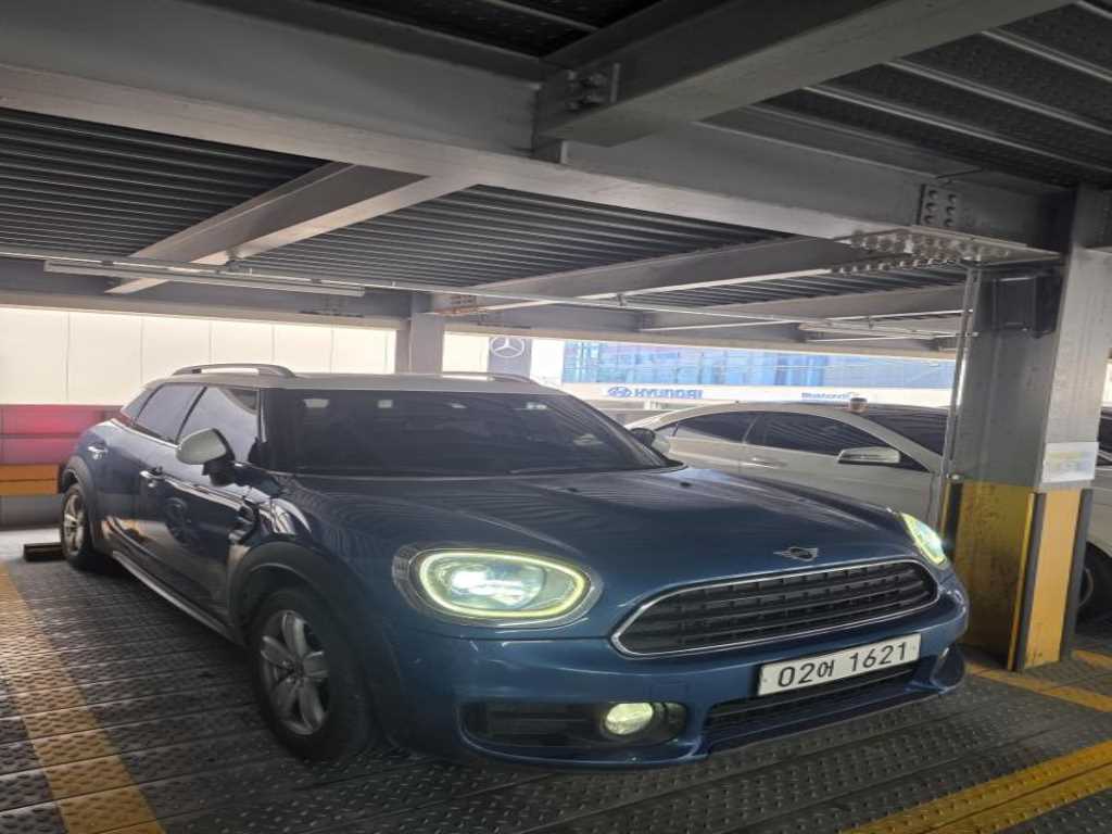 Mini Countryman - Vista 3