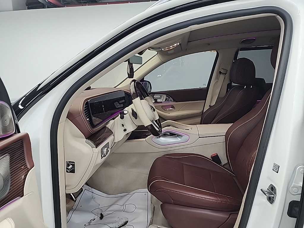 Mercedes Benz GLS Class - Vista 11