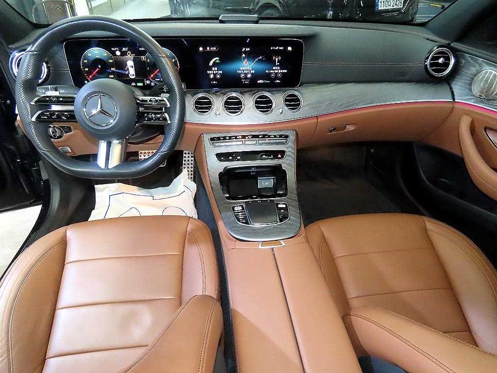 Mercedes Benz E class - Vista 10