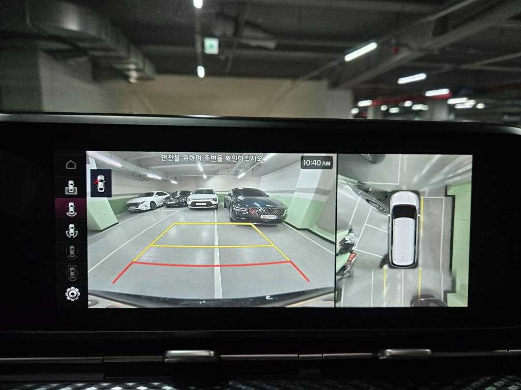 KIA Carnival - Vista 12