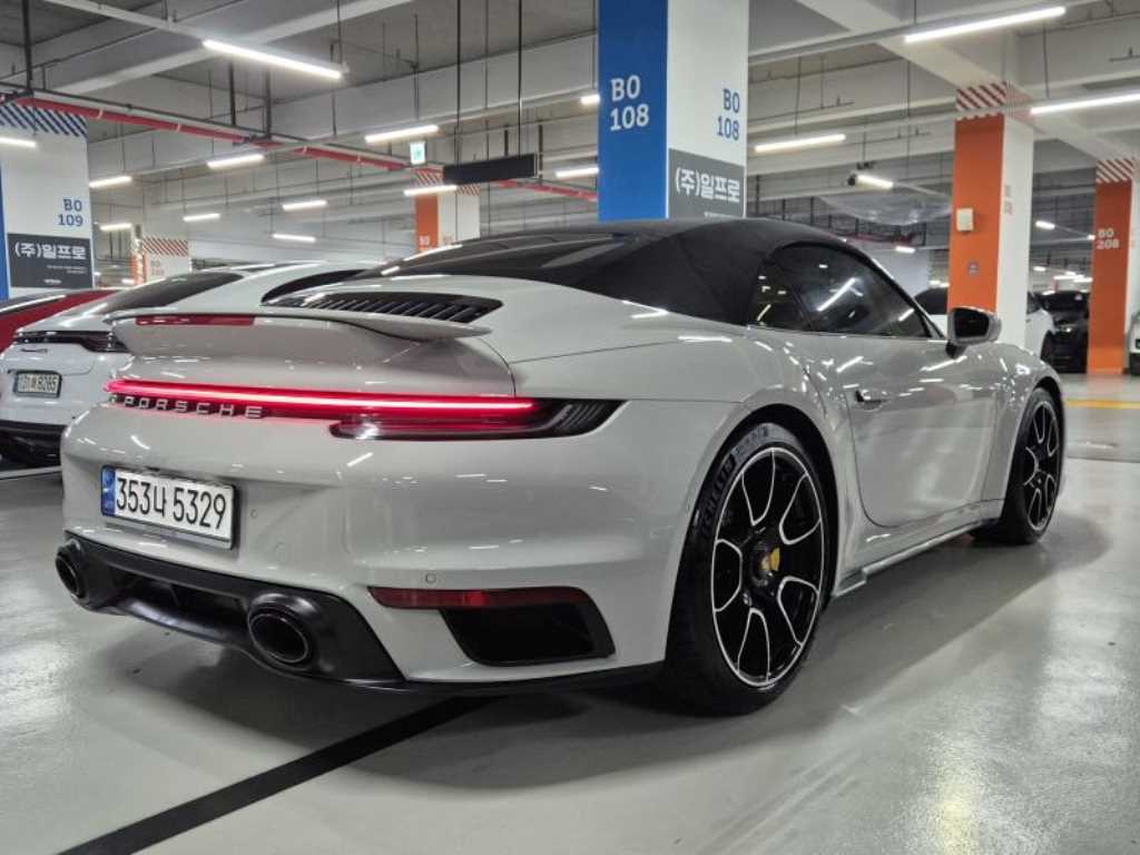 Porsche 911 - Vista 2