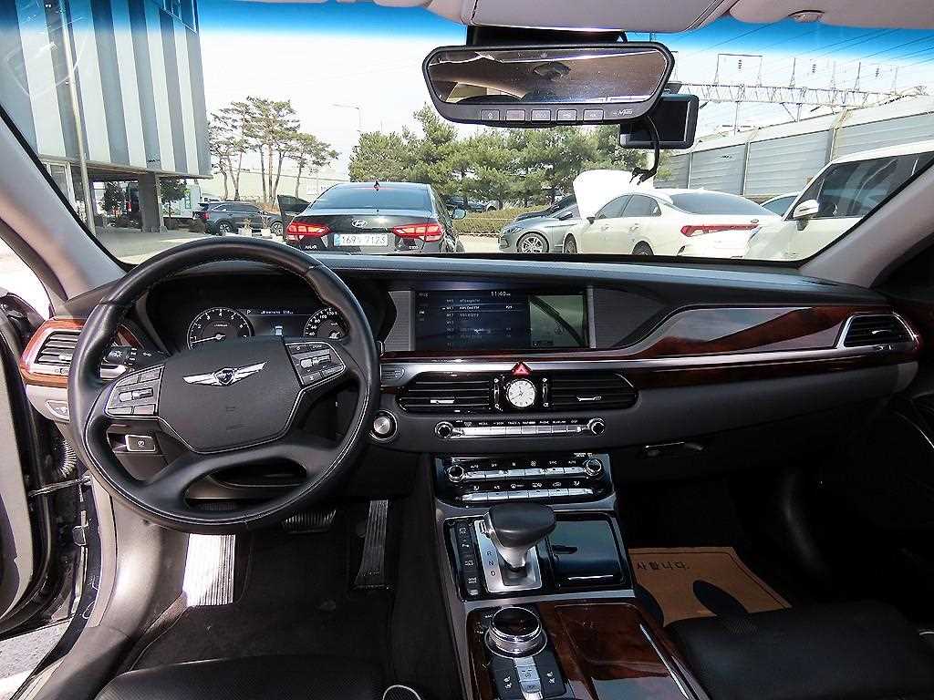 Genesis EQ900 - Vista 7