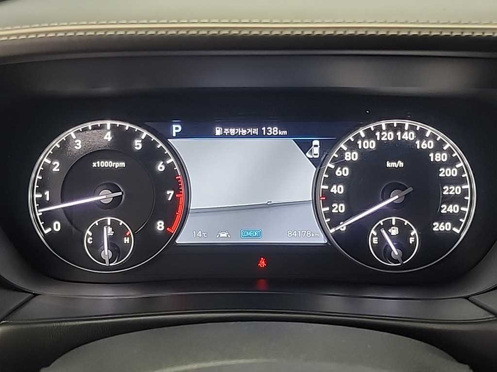 Genesis G90 - Vista 6