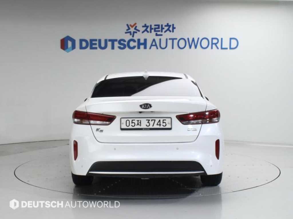 KIA K5 - Vista 4