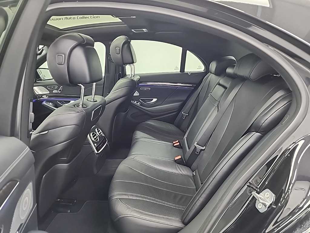 Mercedes Benz S Class - Vista 12