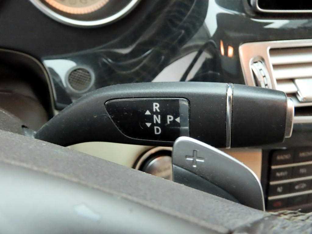 Mercedes Benz CLS Class - Vista 11