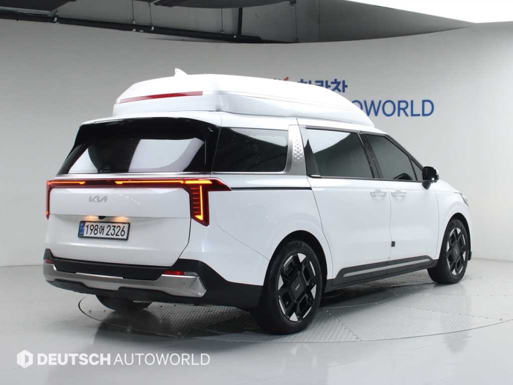 KIA Carnival - Vista 2