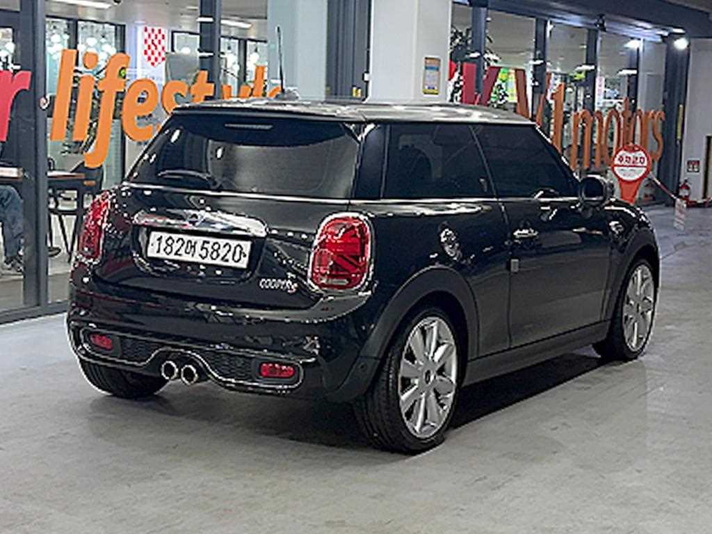 Mini Cooper - Vista 5