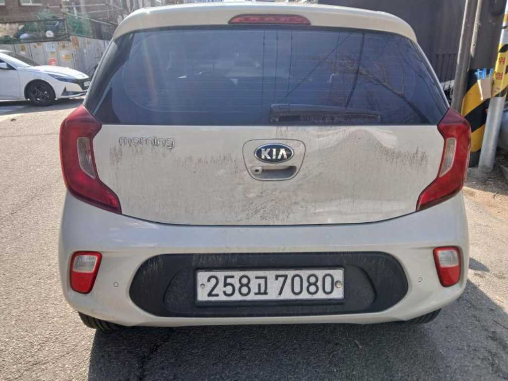 KIA Morning - Vista 4