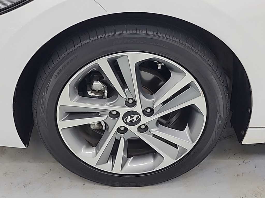 HYUNDAI Avante 2017 Blanco - Importación desde Corea - HF Imports Iquique - Foto 19