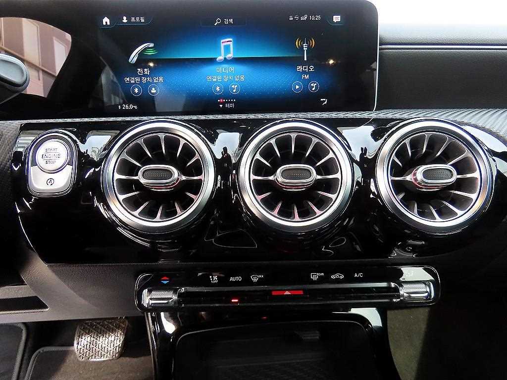 Mercedes Benz A Class - Vista 12