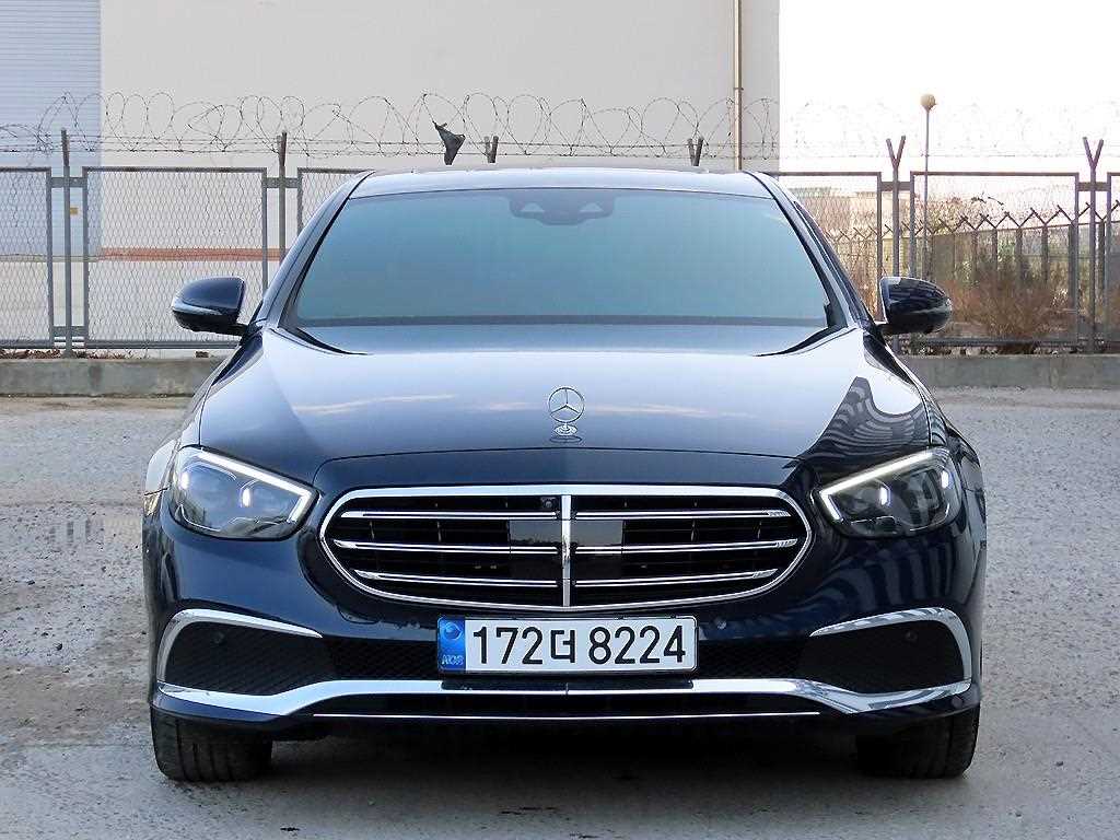 Mercedes Benz E class 2021 Azul - Importación desde Corea - HF Imports Iquique - Foto 1