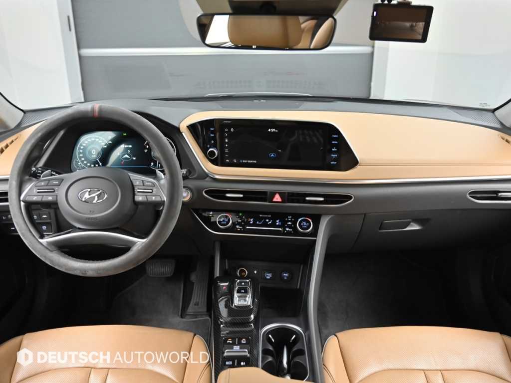 HYUNDAI Sonata - Vista 7