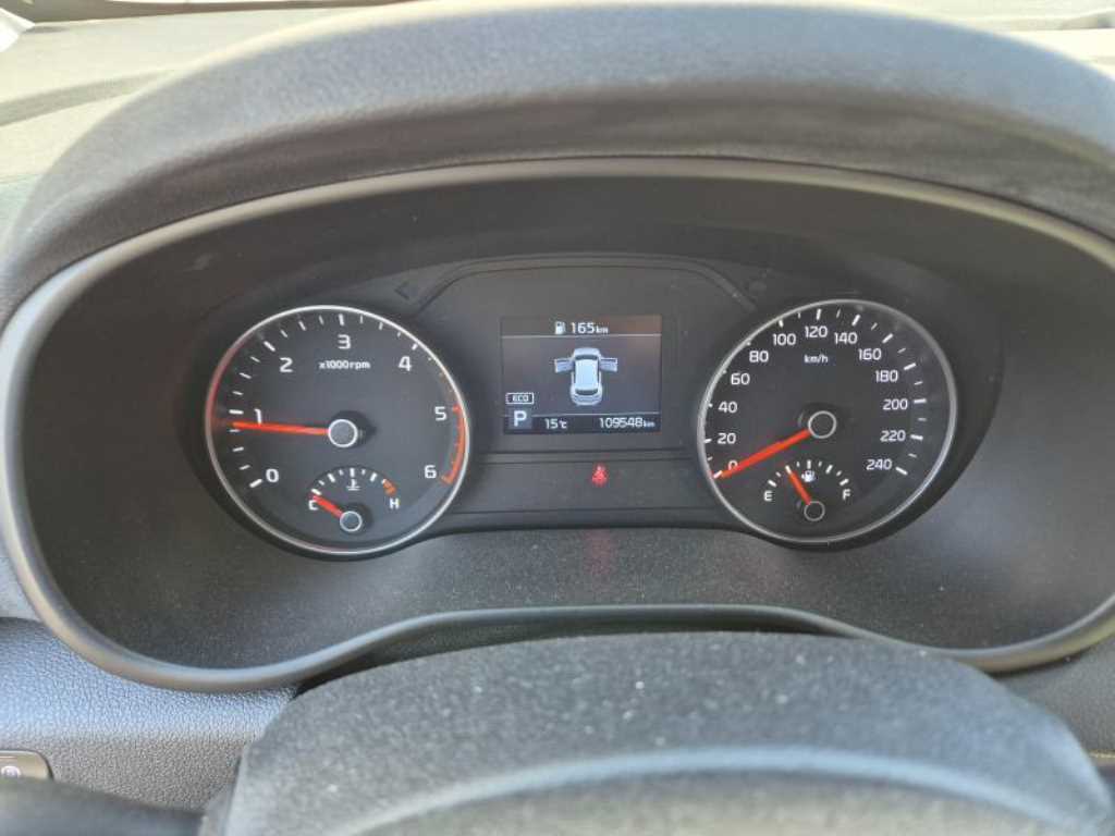 KIA Sportage - Vista 4