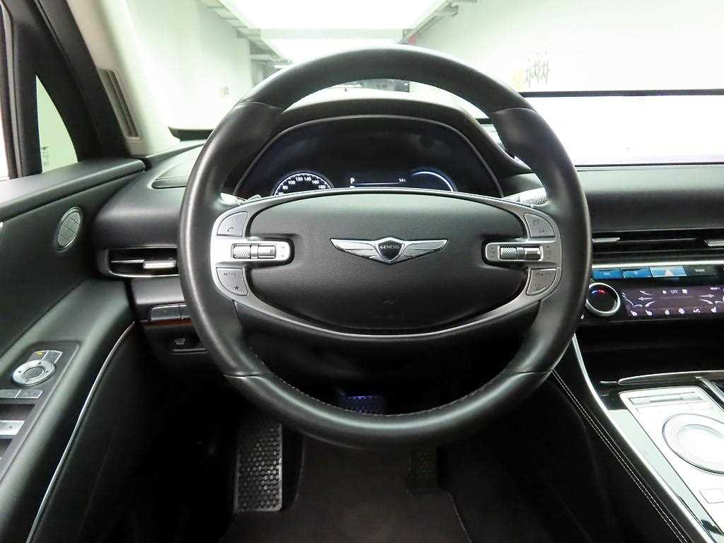 Genesis GV80 - Vista 7