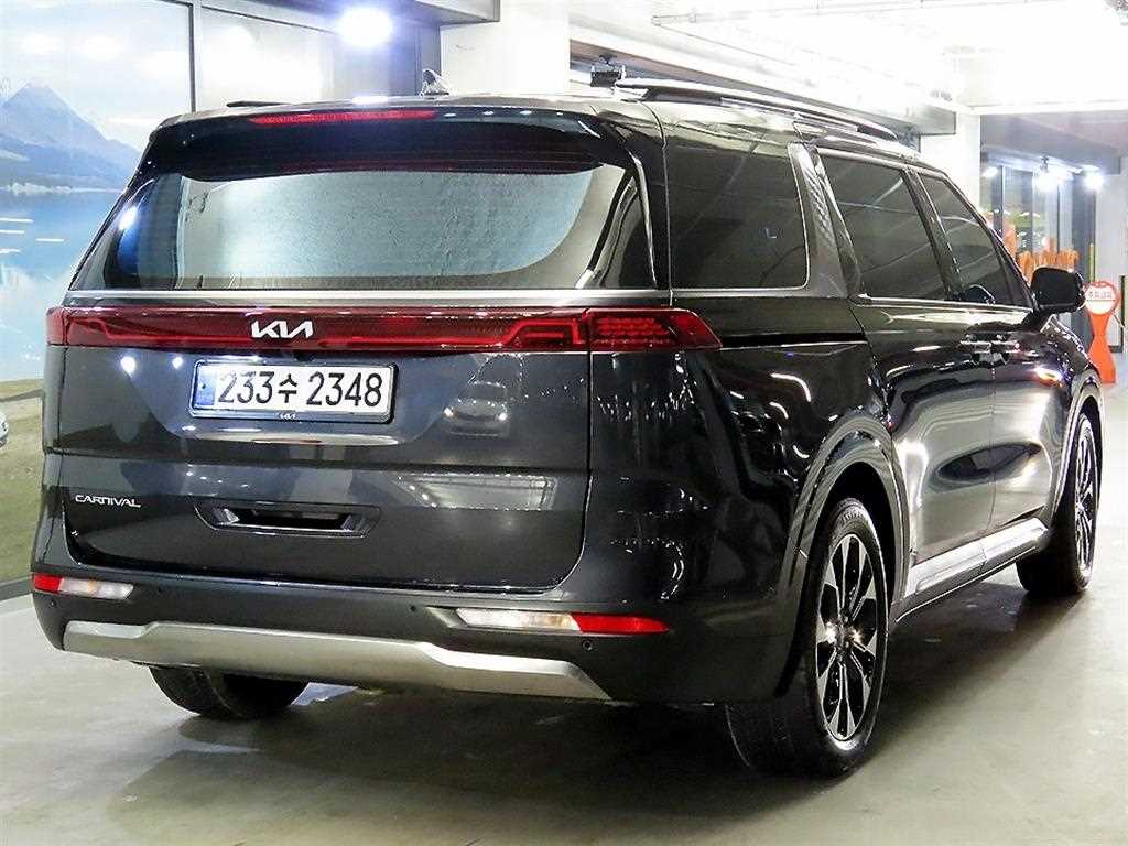 KIA Carnival - Vista 4