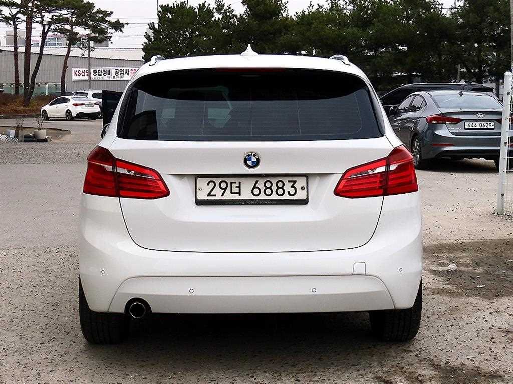 BMW 2 series - Vista 4