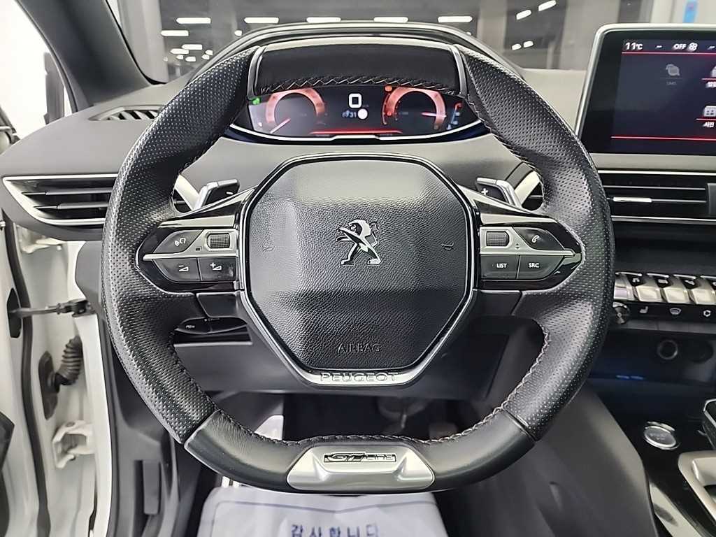 Peugeot 5008 - Vista 9