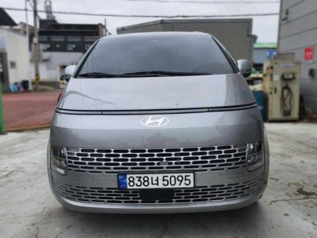 HYUNDAI Staria - Vista 3