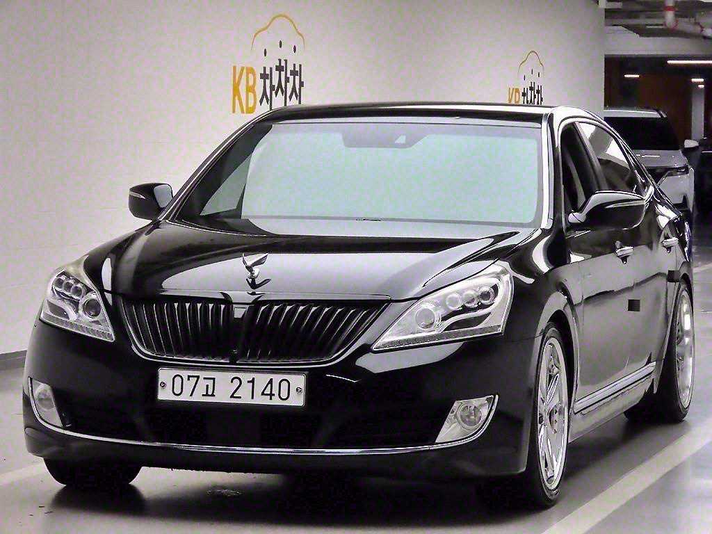 HYUNDAI Equus - Vista 2