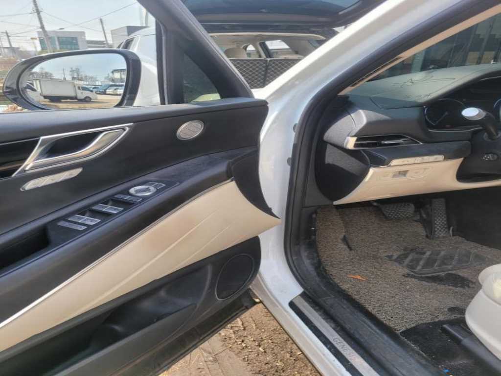 Genesis GV80 - Vista 3