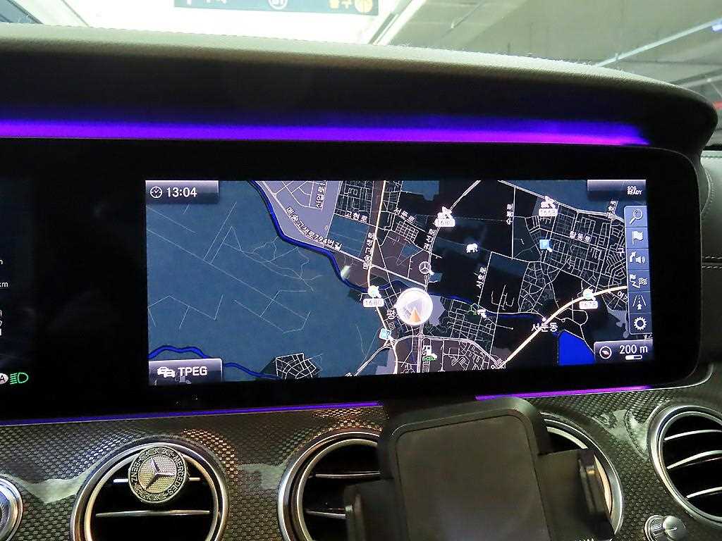 Mercedes Benz E class 2019 Blanco - Importación desde Corea - HF Imports Iquique - Foto 13