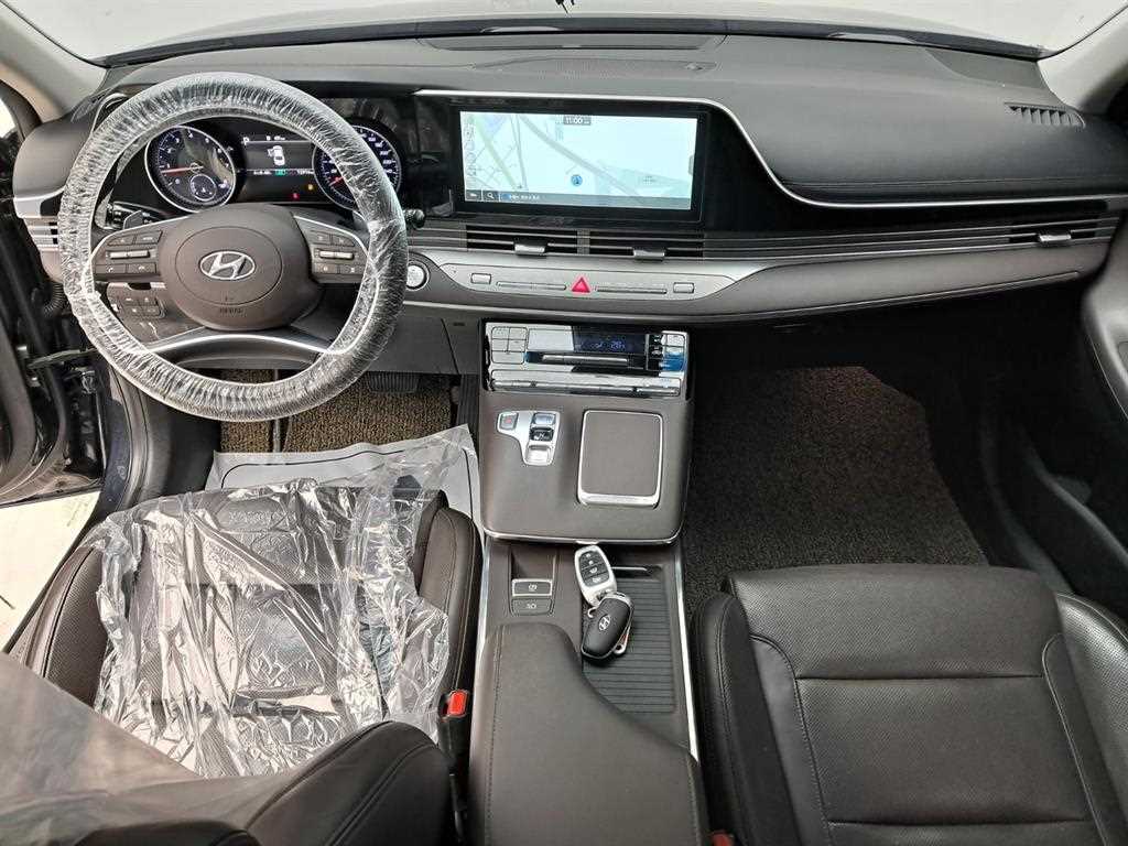 HYUNDAI Grandeur - Vista 6