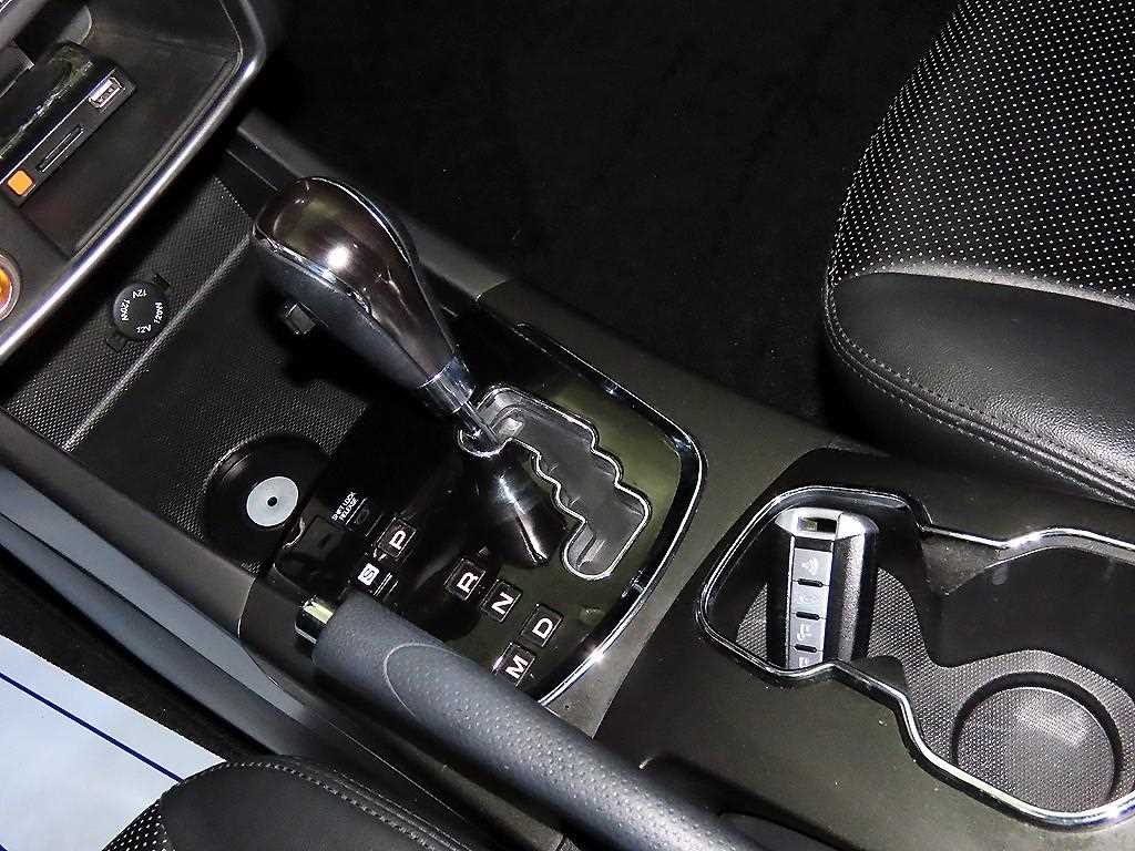 Ssangyong Korando - Vista 12