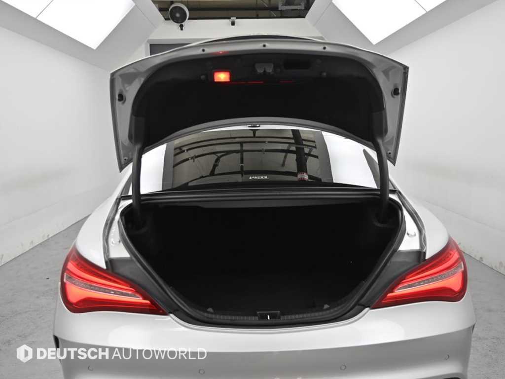 Mercedes Benz CLA Class 2017 Plateado - Importación desde Corea - HF Imports Iquique - Foto 19